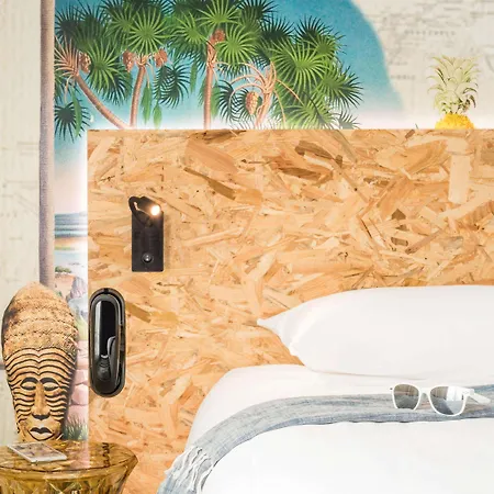 Hotel Ibis Styles Paris Marcel Sembat 3*