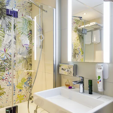 Отель Ibis Styles Paris Marcel Sembat 3*
