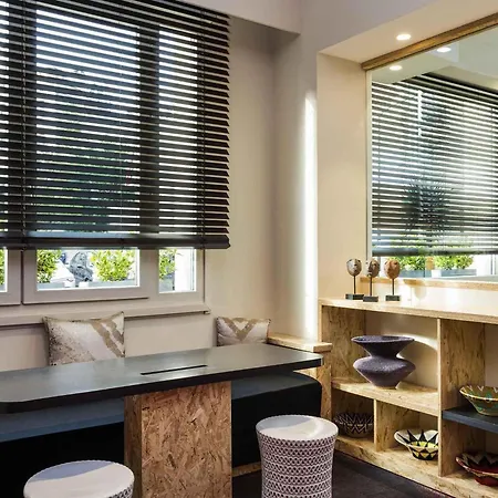 Ibis Styles Paris Marcel Sembat מלון 3*