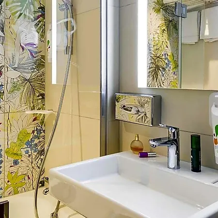 Ibis Styles Paris Marcel Sembat Hotel 3*
